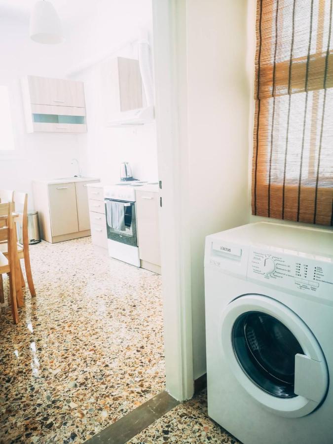 Explore Greece From Colorful City Centre Apartment Chalkida Ngoại thất bức ảnh
