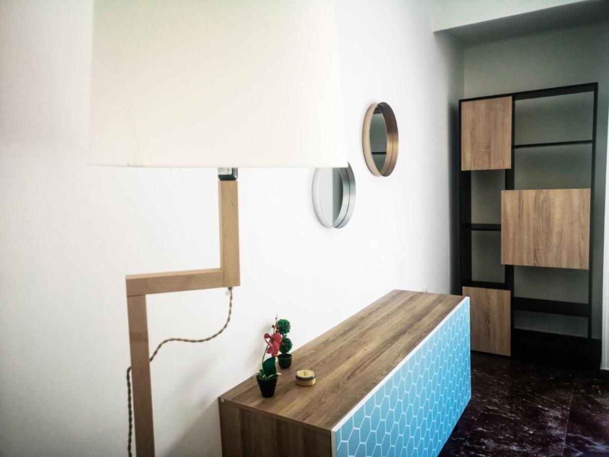 Explore Greece From Colorful City Centre Apartment Chalkida Ngoại thất bức ảnh