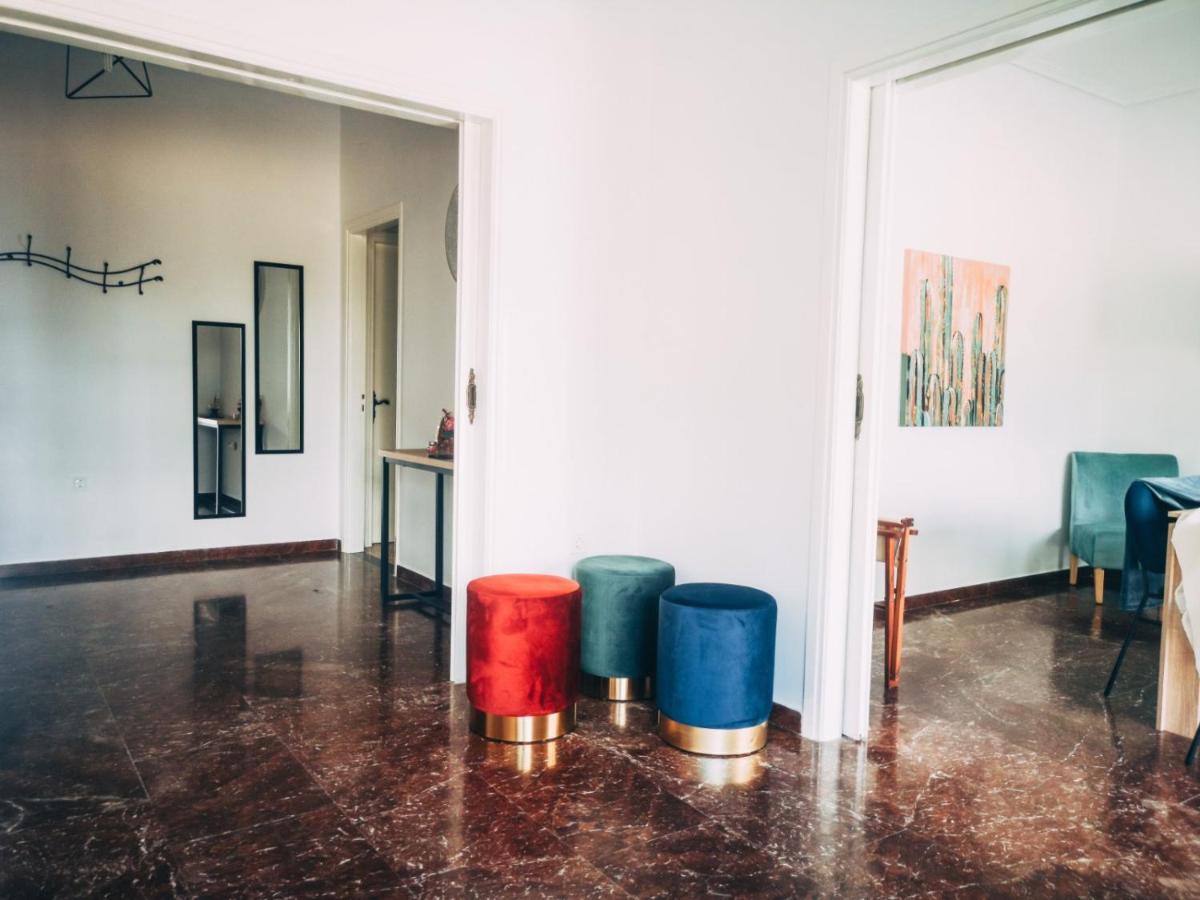 Explore Greece From Colorful City Centre Apartment Chalkida Ngoại thất bức ảnh